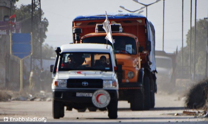 دخول قافلة مساعدات جديدة من قبل الأمم المتحدة إلى حي الوعر، الخميس 4 شباط.