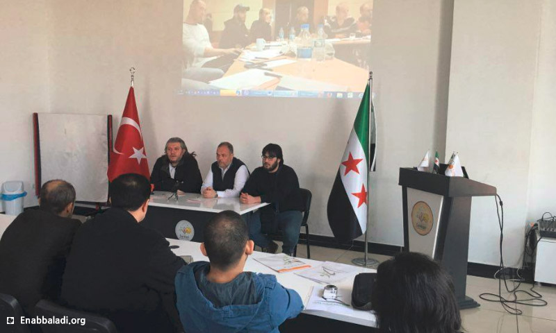 اجتماع ممثلي الهيئة العامة للرياضة وممثلي مؤسسة السنكري في مقر الأخيرة داخل مدينة غازي عينتاب التركية - الثلاثاء 8 آذار 2016 (عنب بلدي).