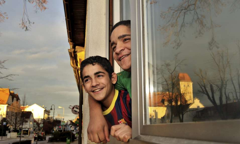 أطفال سوريين أعيد توطينهم في النمسا 2015 (UNHCR)