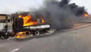 سيارات محترقة في "الكاستيلو" بحلب - الخميس 16 حزيران (ناشطون)