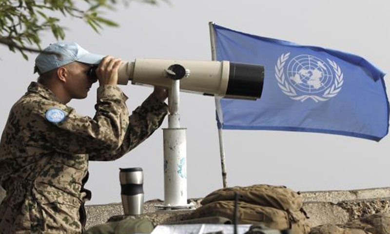 عنصر من قوات UNDOF في المنطقة العازلة بين سوريا والجولان المحتل (أنترنت)