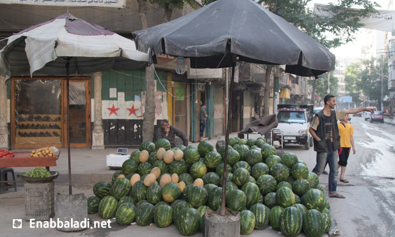 بائع بطيخ في مدينة حلب (عنب بلدي)