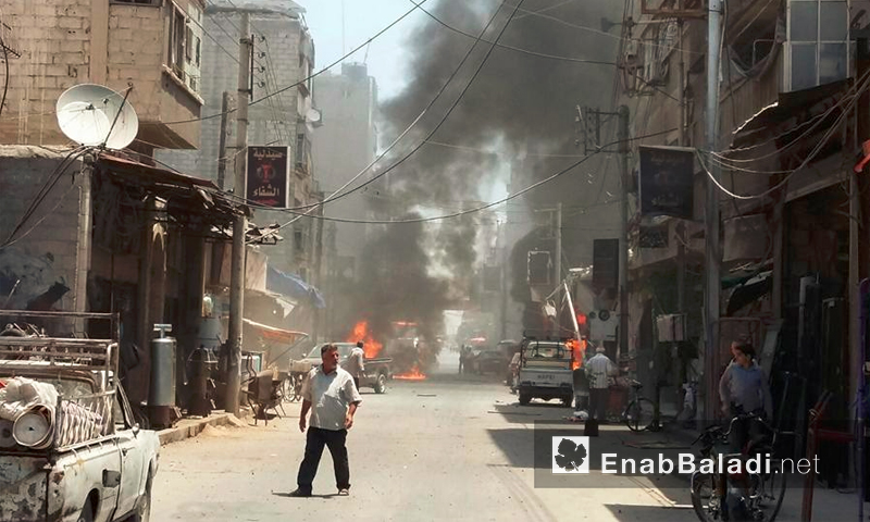 آثار القصف بالصواريخ العنقودية على مدينة دوما في الغوطة الشرقية - الاثنين 25 تموز (عنب بلدي)