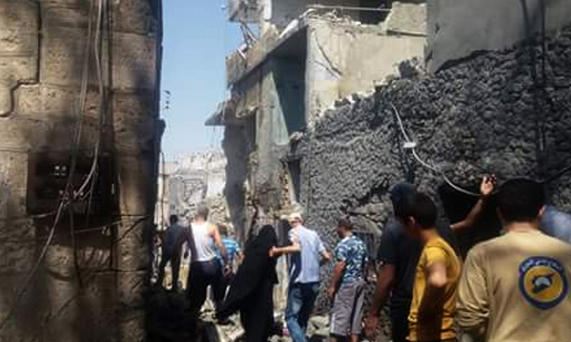 آثار القصف في بلدة دركوش شمال إدلب (فيس بوك)