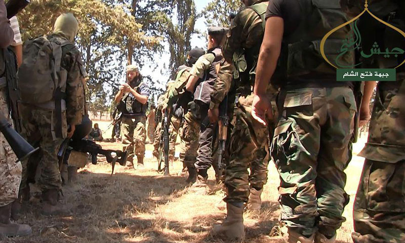 عناصر من جبهة "جيش الفتح" قبيل انطلاقة معركة حلب- الأحد 31 تموز (فتح الشام)