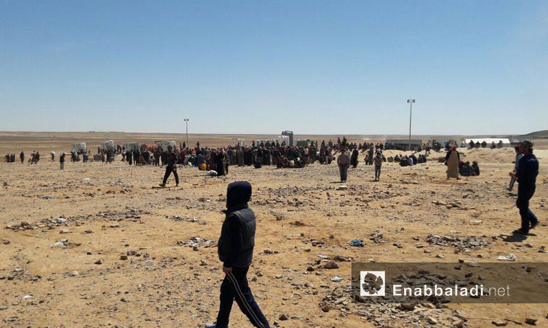 مخيم الركبان للنازحين السوريين على الحدود السورية - الأردنية- الجمعة 8 تموز (عنب بلدي)
