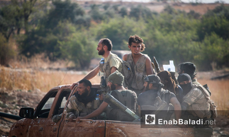 انطلاق مقاتلي "جيش الفتح" لاستعاد السيطرة على تلة أم القرع - الثلاثاء 23 آب (عنب بلدي)