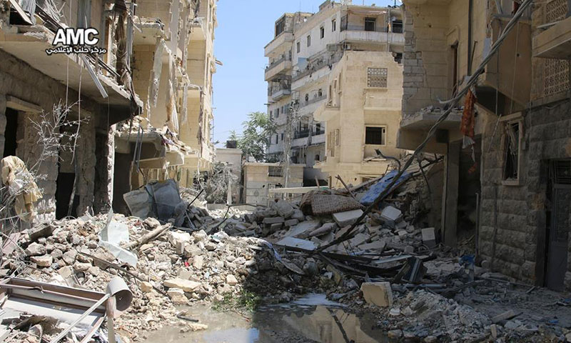 آثار الدمار في حي السكري بمدينة حلب- الأربعاء 3 آب (مركز حلب الإعلامي)