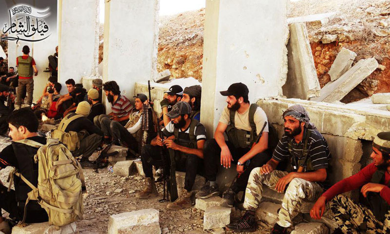 مقاتلون من "فيلق الشام" قبيل انطلاق المرحلة الجديدة من معركة حلب- الخميس 4 آب (فيلق الشام)