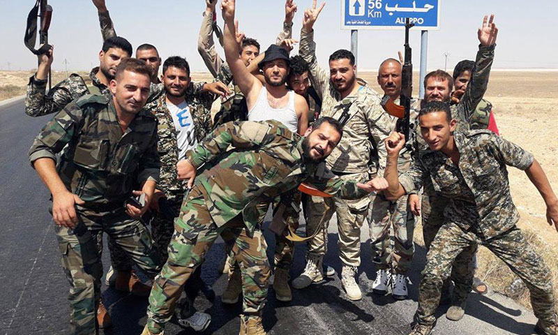 عناصر من قوات الأسد في ريف حلب- الخميس 22 أيلول (فيس بوك)