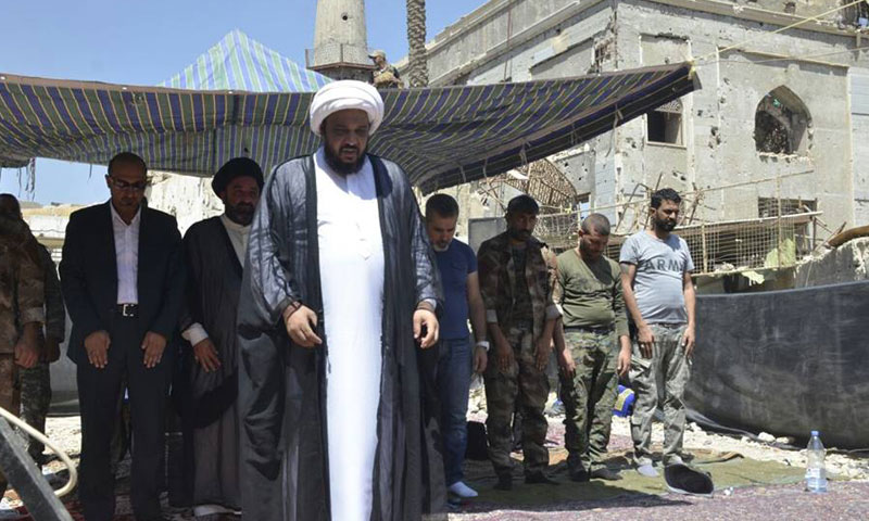 قائد ميليشيا الإمام الحسين في مقام "سكينة" المزعوم في داريا- 3 أيلول 2016 (فيس بوك)