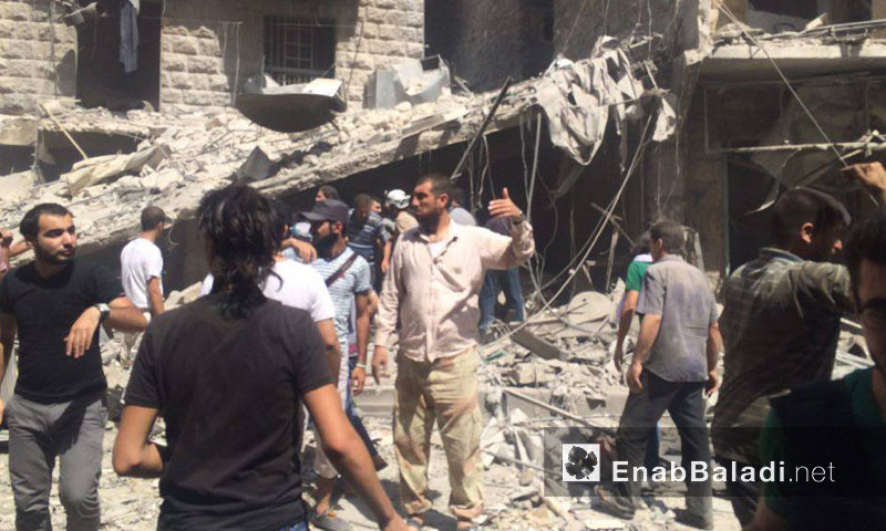 تعبيرية: أضرار مادية وضحايا مدنيون جراء استهداف حي المشهد بالبراميل المتفجرة- الخميس 21 تموز (عنب بلدي)