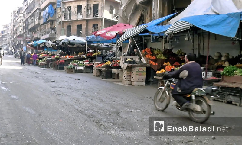 سوق في مدينة حلب آب 2016 (عنب بلدي)