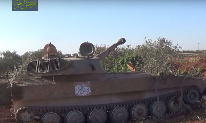 مدفعية "جيش العزة" تستهدف مواقع قوات الأسد في قرية تل ملح بريف حماة- الأربعاء 5 تشرين الأول (يوتيوب)