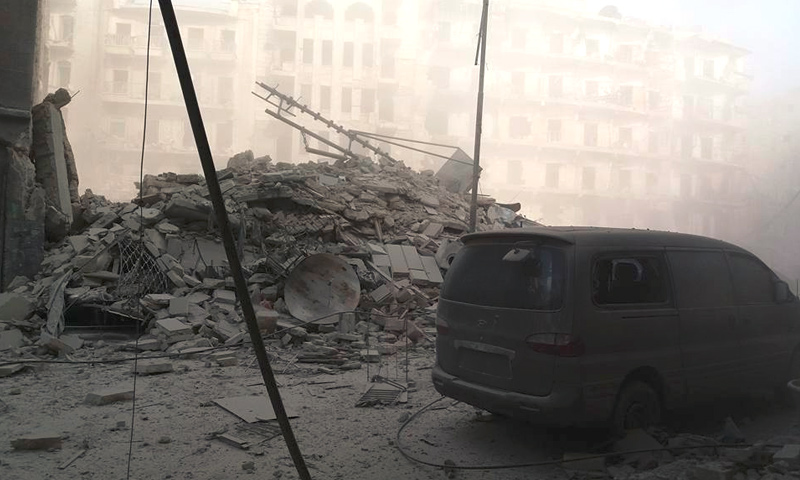 آثار القصف على حي الشعار في حلب - 16 تشرين الثاني 2016 (فيس بوك)