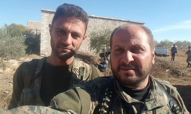 عناصر من "الجيش الحر" داخل بلدة قباسين- الأحد 20 تشرين الثاني (تويتر)