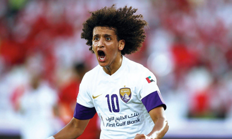 اللاعب الإماراتي عمر عبد الرحمن الملقب بعموري (انترنت)