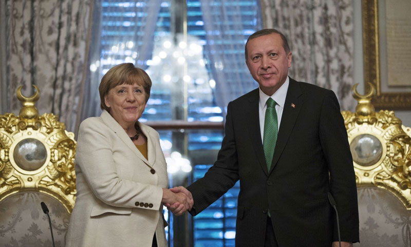 المستشارة الألمانية أنجيلا ميركل في زيارة سابقة إلى تركيا - (انترنت)