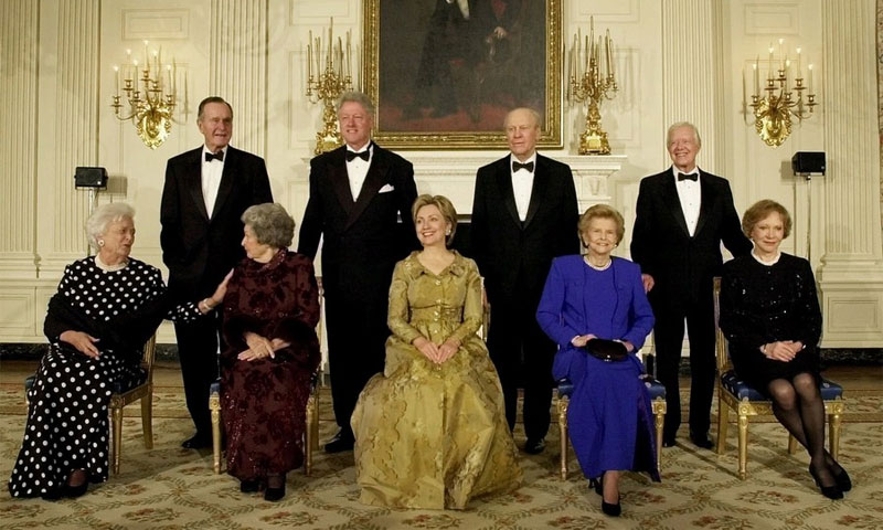 سيدات البيت الأبيض مع أزواجهن - (انترنت)