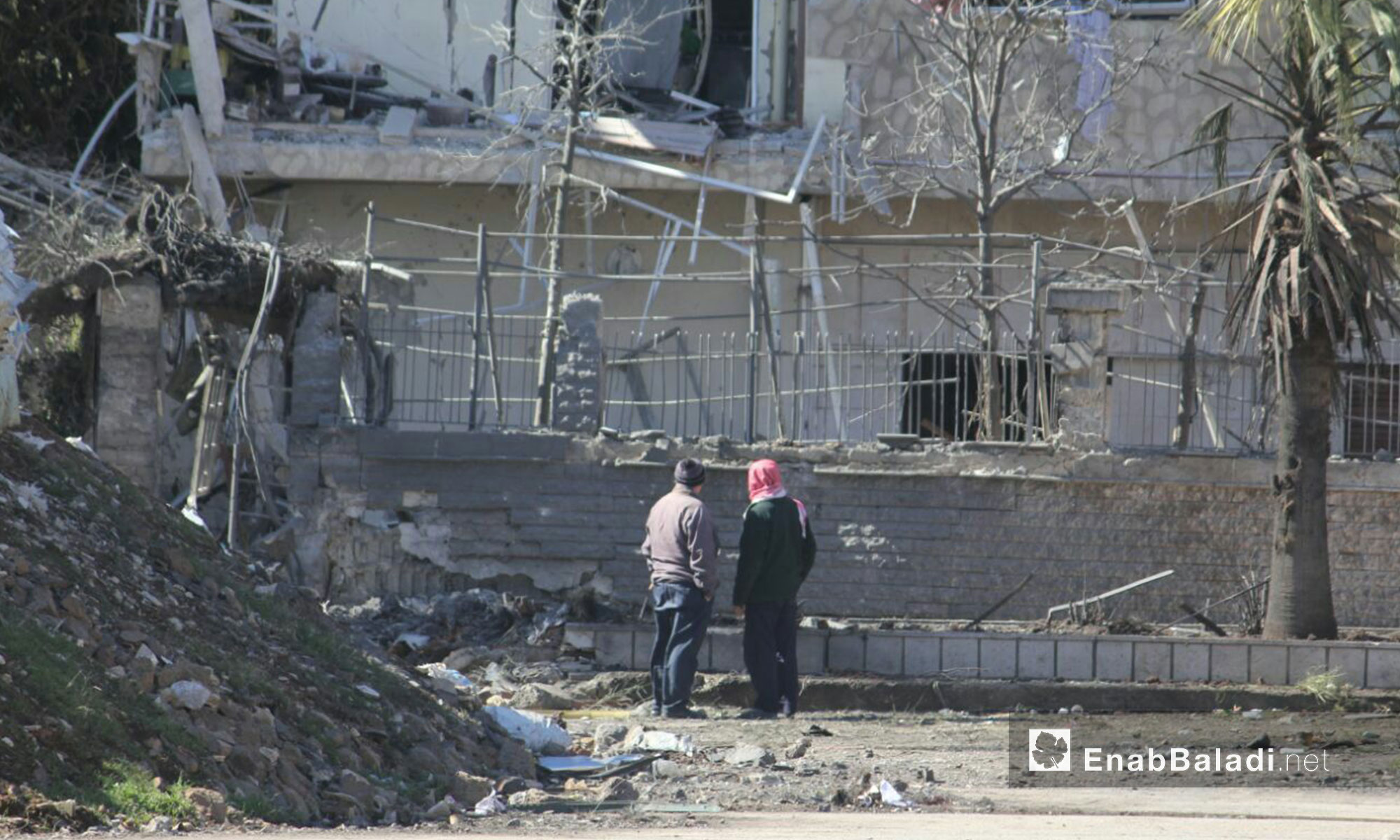 آثار قصف الطيران الحربي علي حي الوعر في حمص - 18 شباط 2017 (عنب بلدي)
