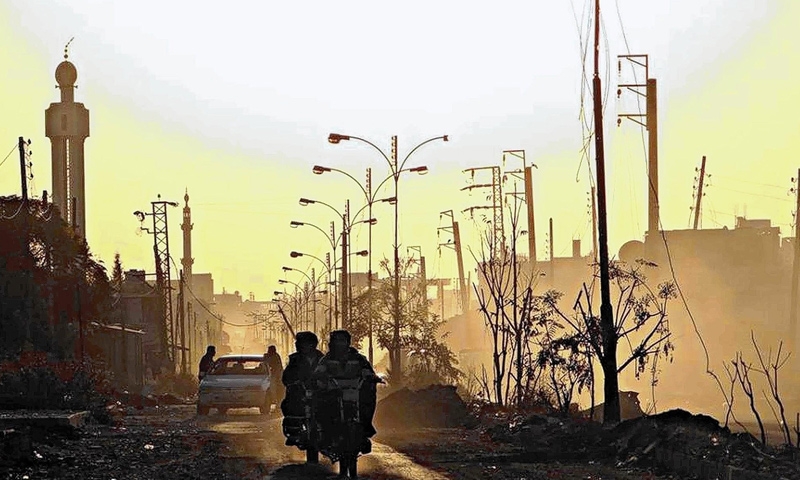 مقاتلين من الجبهة الجنوبية في مدينة درعا_كانون الأول 2016_(AFP)