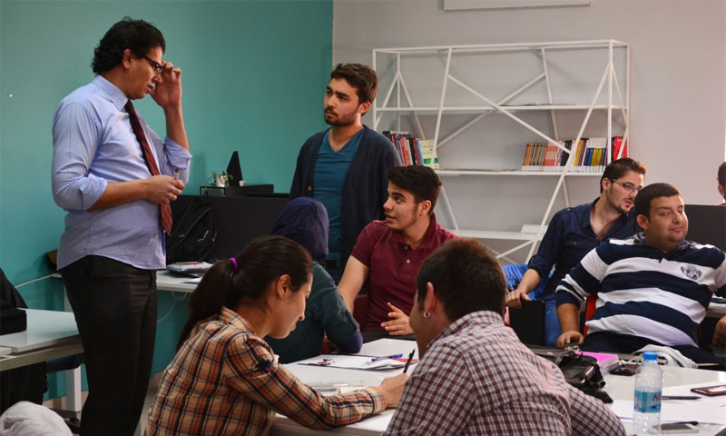 طلاب سوريون في جامعة غازي عنتاب التركية (إنترنت)