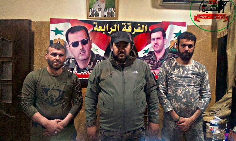 أسعد البهادلي يتوسط عناصره وجنودًا من الفرقة الرابعة التابعة لقوات الأسد - 29 آذار 2017 (صفحة الميليشيا في فيس بوك)