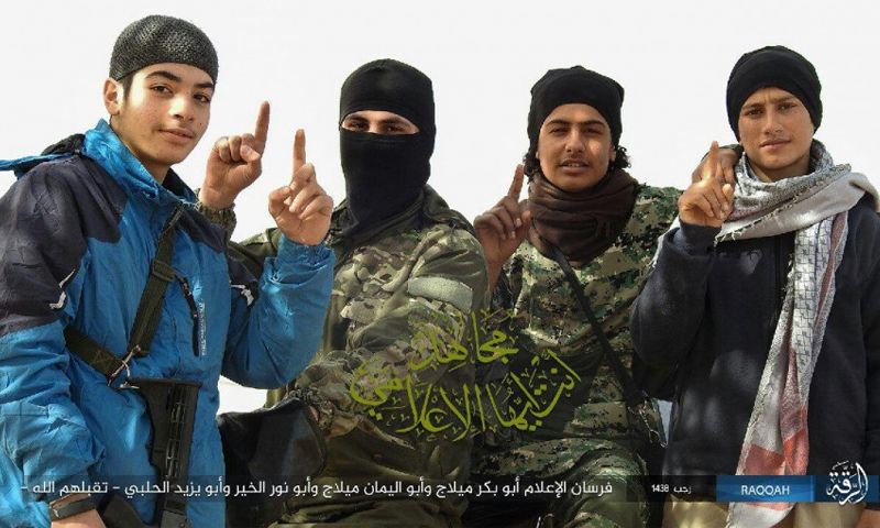 إعلاميي تنظيم الدولة الأربعة الذين قتلوا في محيط الرقة - 3 نيسان - (أعماق)