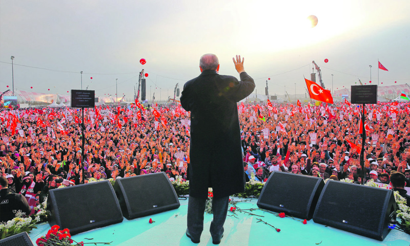 الرئيس التركي رجب طيب أردوغان، في خطاب جماهيري في اسطنبول (إنترنت)