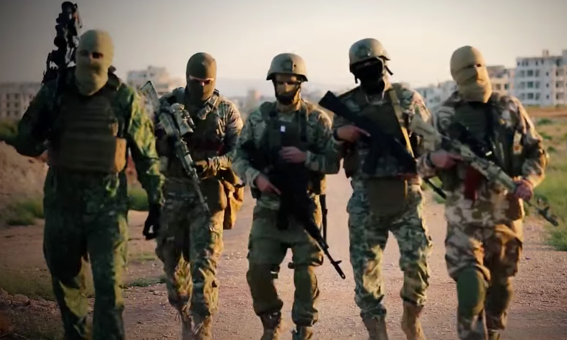 مقاتلون في "قوات النخبة" التابعة لهيئة "تحرير الشام" (يوتيوب)