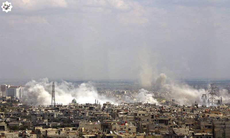 قوات الأسد تستهدف منطقة القابون وبساتين برزة بصواريخ أرض- أرض- السبت 1 نيسان (المكتب الإعلامي في برزة)