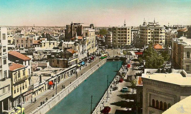 أرشيفية- ساحة المرجة وسط دمشق التقطت عام 1958