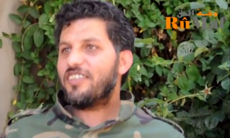 القيادي العسكري في "الجيش الحر" عويد أبو صقر (يوتيوب)