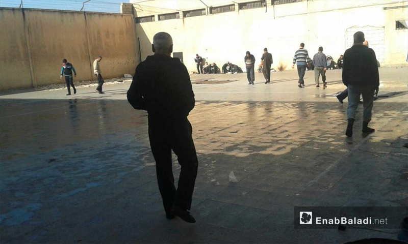 المعتقلون داخل سجن حماة المركزي - 4 كانون الأول 2016 (عنب بلدي)