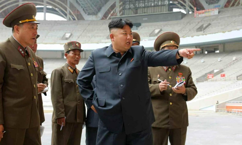 الرئيس الكوري الشمالي، كيم جونغ أون، في أحد المنشآت الكورية (Cursor)