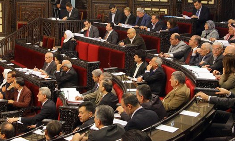 جلسة مجلس الشعب التابع للنظام السوري - (انترنت)جلسة مجلس الشعب التابع للنظام السوري - (انترنت)