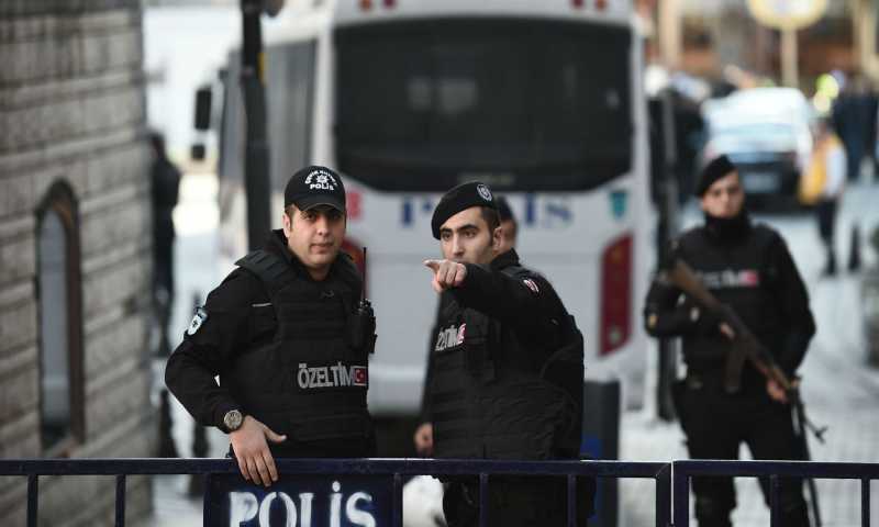 الشرطة التركية تلقي القبض على منفذ اعتداء رأس السنة (فاينانشال تريبيون)
