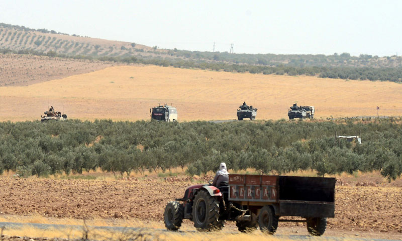 قوات تركية في قرية كاركاميس الحدودية بين سوريا وتركيا- 27 آب 2016 (AP)