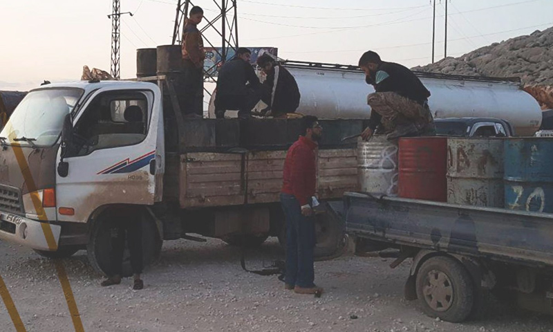 شاحنات وقود في ادلب تابعة لشركة وتد (شركة وتد فيس بوك)