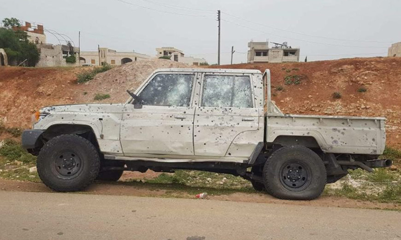 سيارة المحيسني بعد انفجار عبوة ناسفة بها - 27 من نيسان 2018 (ناشطون)