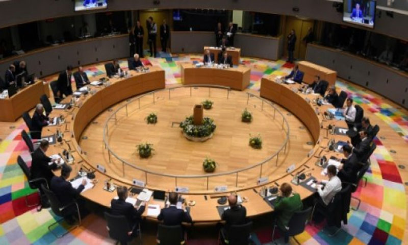 قادة الدول والحكومات الأوروبية يجتمعون في اليوم الثاني من قمة الاتحاد الأوروبي في مقر المجلس الأوروبي في بروكسل - 23 آذار 2018(AFP)