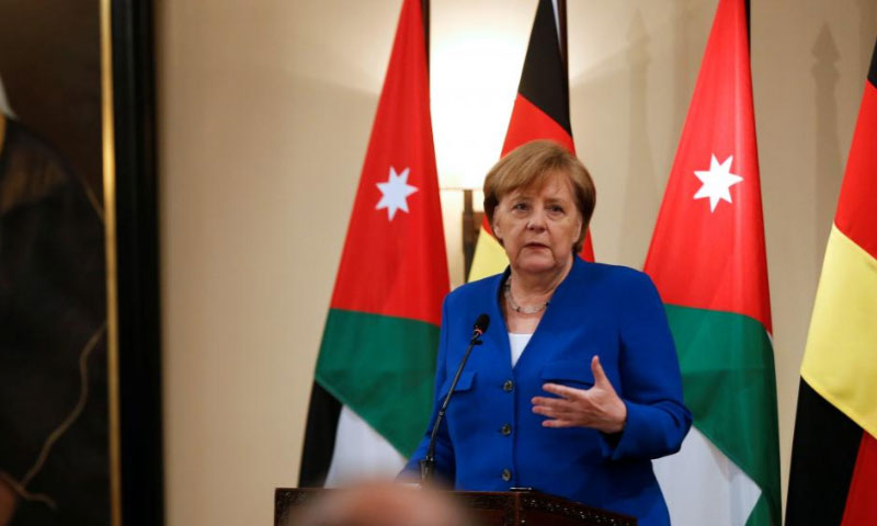 المستشارة الألمانية ميركل في زيارة للأردن 21 حزيران 2018 (رويترز)