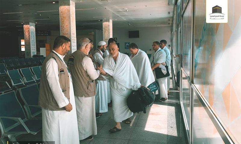 وصول الدفعة الأولى من الحجاج السوريين إلى مطار جدة في السعودية - 3 من آب 2018 (لجنة الحج العليا)