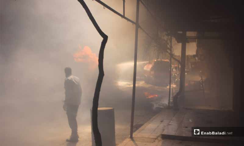 حريق إثر انفجار مولد كهربائي في معرة النعمان بريف إدلب- 13 آب 2018 (عنب بلدي)