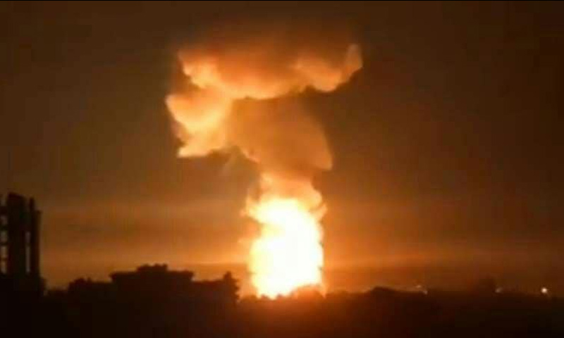 قصف استهدف مدينة اللاذقية السورية- الاثنين 17 أيلول (فيس بوك)