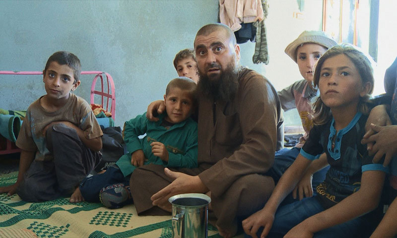 الفيلم الوثائقي السوري "عن الآباء والأبناء" (يوتيوب)