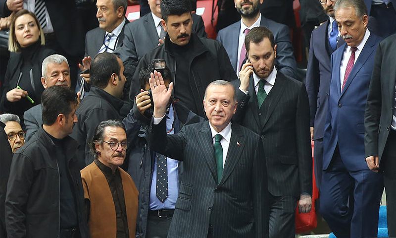 الرئيس التركي رجب طيب أردوغان خلال فعاليات إحياء ذكرى جلال الدين الرومي 17 من كانون الأول 2018 (صحيفة حريات)
