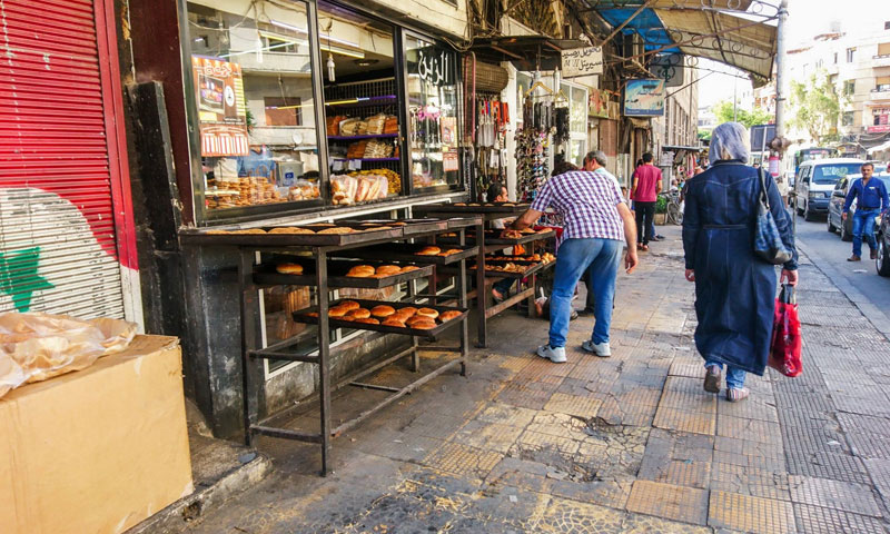 مخبز للكعك في دمشق (فيس بوك عدسة شاب دمشقي)
