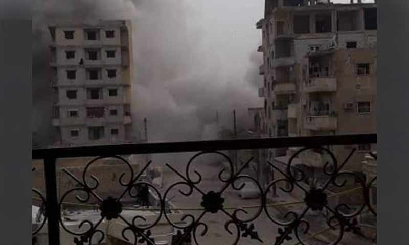 انفجار لغم أرضي في حي الفردوس في مدينة الرقة في تشرين الثاني 2018 (الرقة تذبح بصمت)