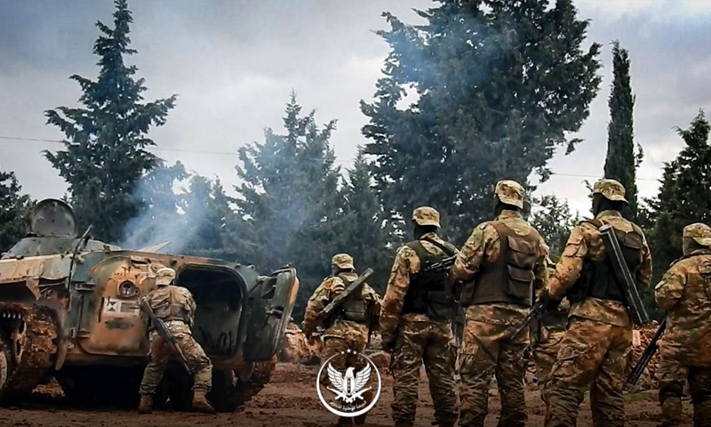 عناصر من الجبهة الوطنية للتحرير في معسكر تدريبي بريف إدلب - 2018 (الجبهة الوطنية للتحرير)